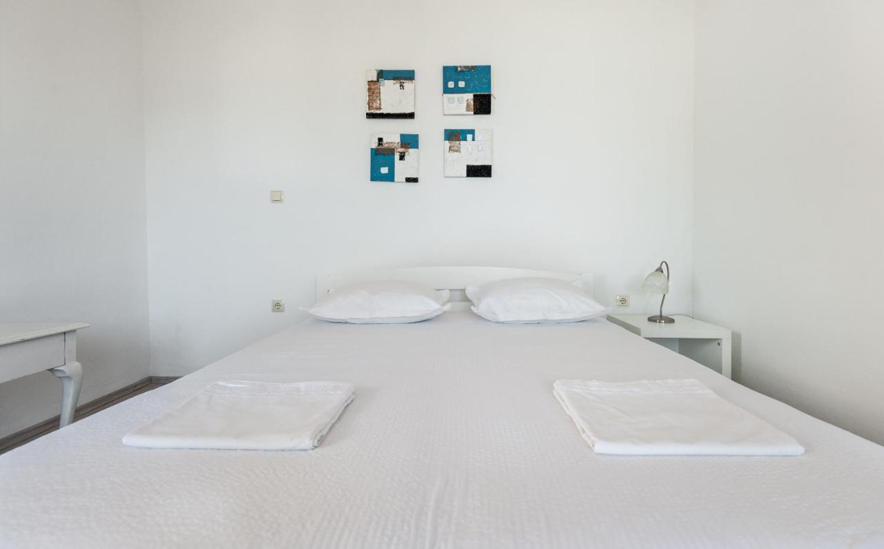 Apartments Antonija Omis Luaran gambar