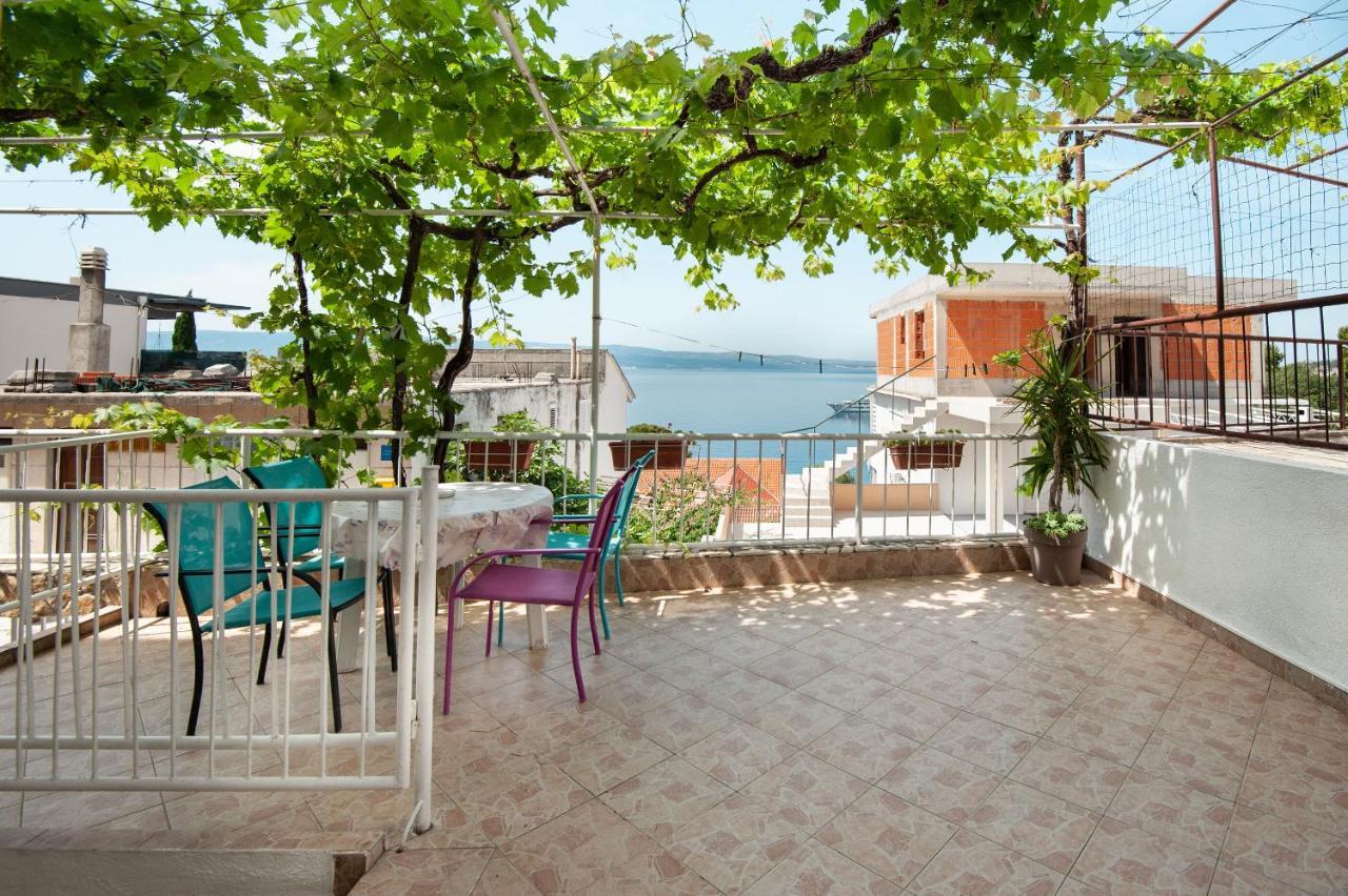 Apartments Antonija Omis Luaran gambar